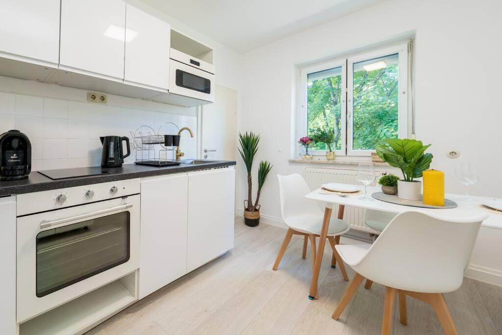 Eg Rechts -Wunderschone 80M² Grosse 3-Zimmer City Wohnung Nahe Salzburg 弗赖拉辛 外观 照片