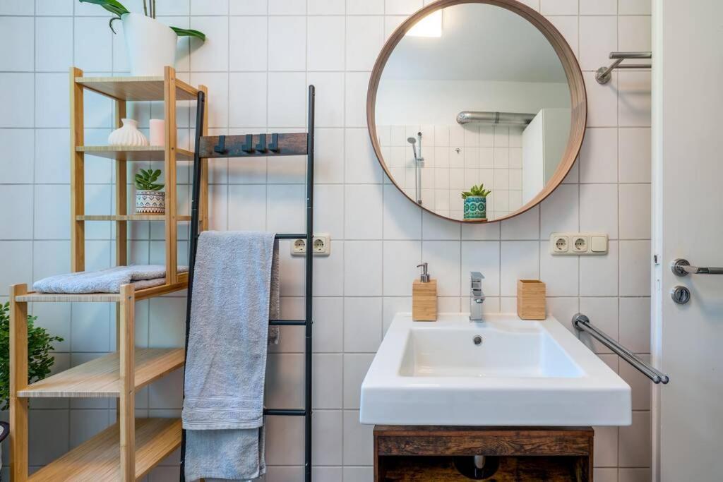 Eg Rechts -Wunderschone 80M² Grosse 3-Zimmer City Wohnung Nahe Salzburg 弗赖拉辛 外观 照片